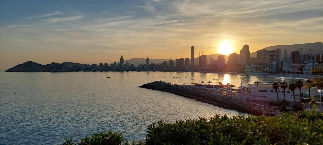 Best View - Welcome Penthouse Apartamentos Karola Benidorm Dış mekan fotoğraf