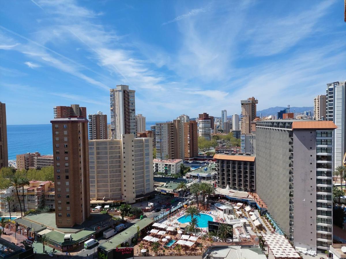 Best View - Welcome Penthouse Apartamentos Karola Benidorm Dış mekan fotoğraf